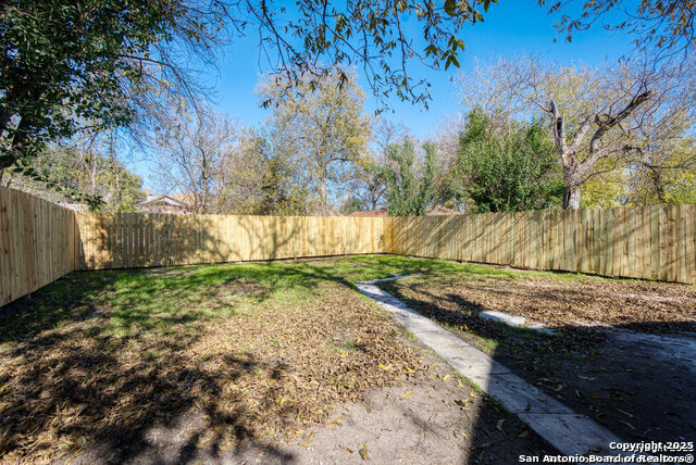 1719 Dawson St, San Antonio, Texas image 29