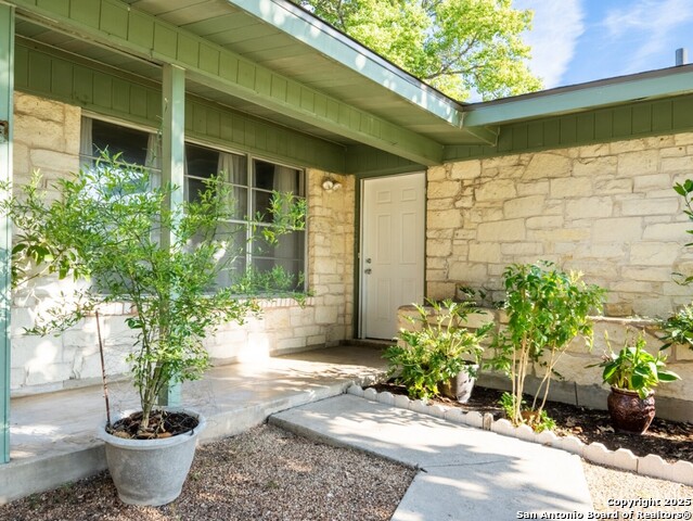 413 E Lindbergh Blvd., Universal City, Texas image 3