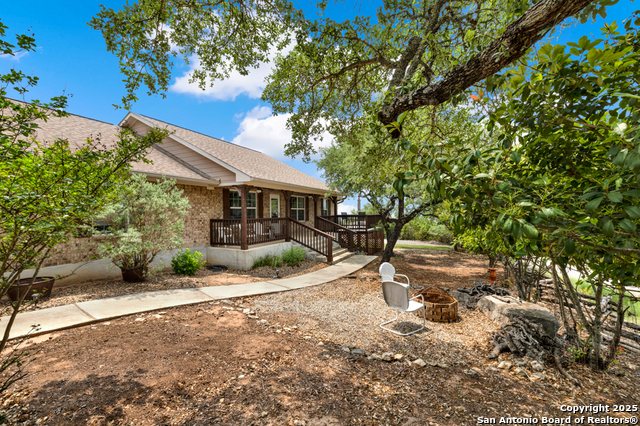 110 Rodney Lane, Canyon Lake, Texas image 2