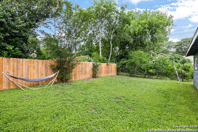 1443 W Kings Hwy, San Antonio, Texas image 22