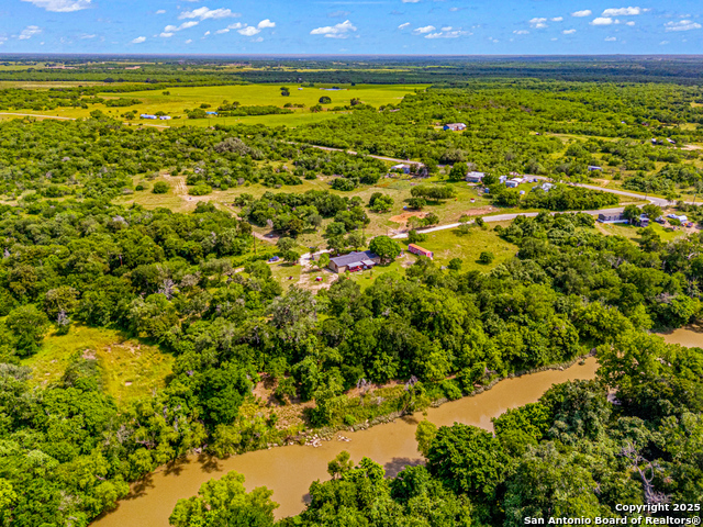 237 County Road 393, Runge, Texas image 1