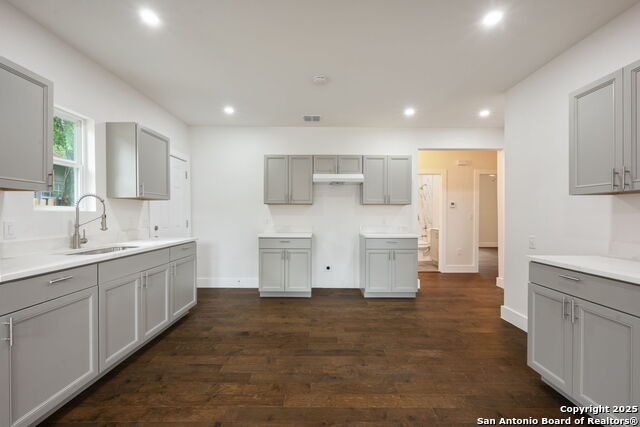 1030 Elsmere, San Antonio, Texas image 9