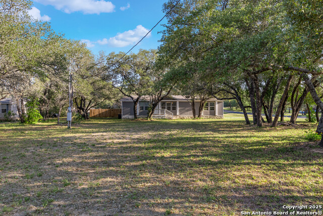 5273 Savannah Way, Von Ormy, Texas image 3