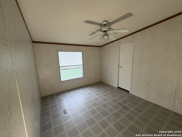 130 County Road 5714, Natalia, Texas image 26
