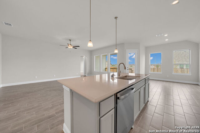 5303 Pinder Way, Schertz, Texas image 17