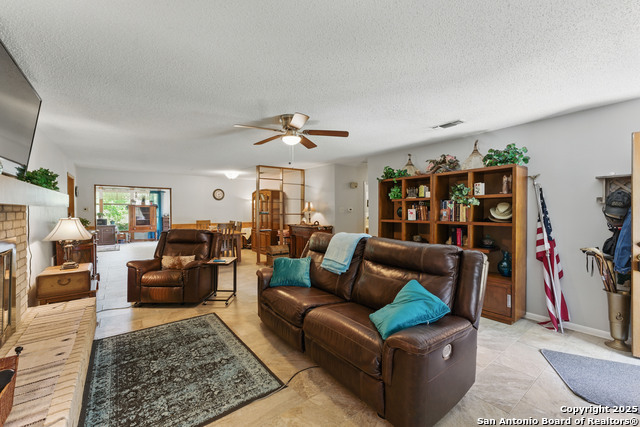 155 Valley View, Kerrville, Texas image 3