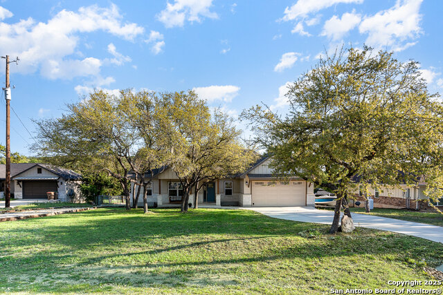 1345 Birch Lane, Fischer, Texas image 5