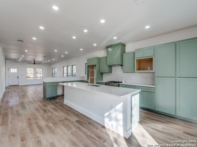 938 Dawson St, San Antonio, Texas image 11