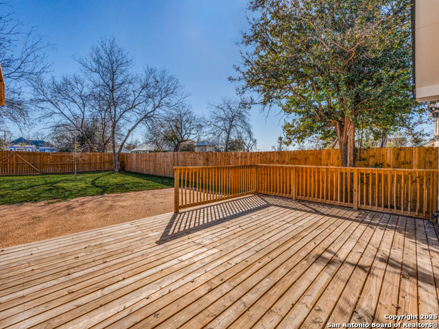 938 Dawson St, San Antonio, Texas image 22