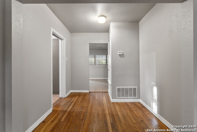 1039 Alexander Hamilton, San Antonio, Texas image 9
