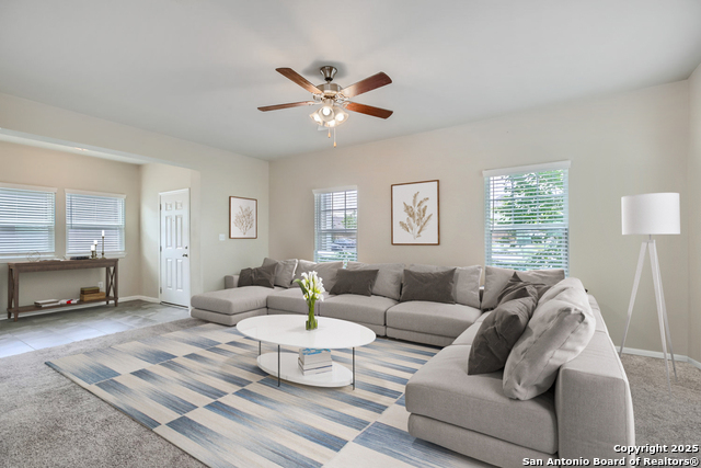 1109 Esplanade Parkway, San Marcos, Texas image 3