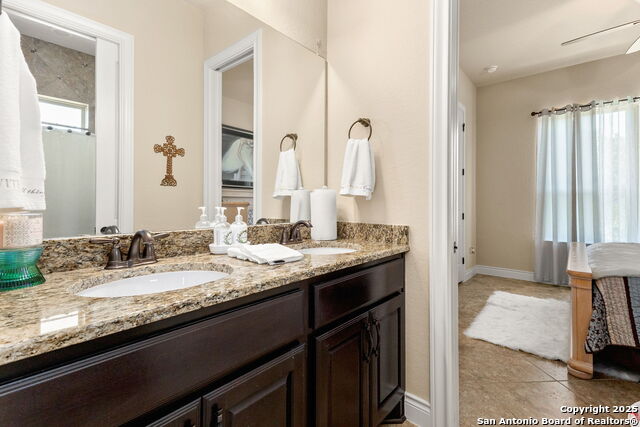 233/239 Rosinweed, Spring Branch, Texas image 21