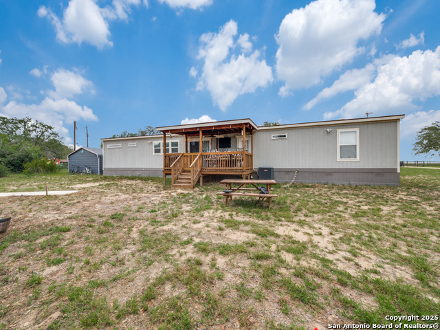 1192 County Road 777, Devine, Texas image 25