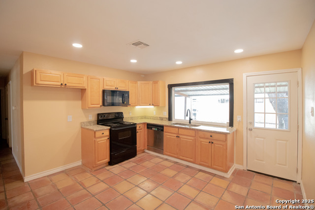 6614 Spring Hurst, San Antonio, Texas image 8