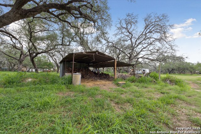 101 Cynthia, Pleasanton, Texas image 45