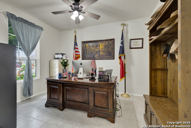 177 Texas Thistle, New Braunfels, Texas image 3