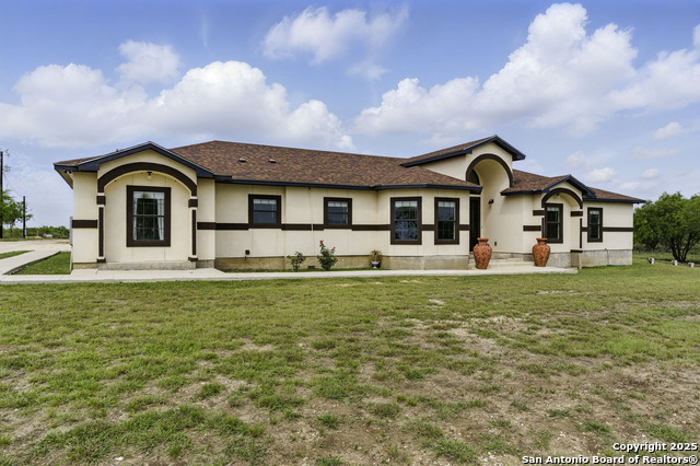 1110 Atascosa County Road 101, Floresville, Texas image 1