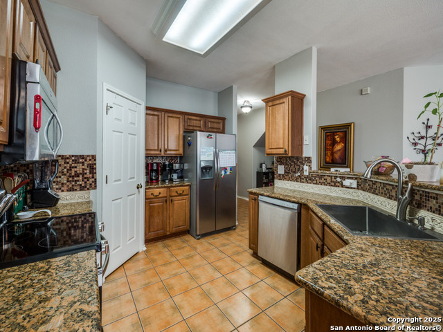 162 Coopers Hawk, San Antonio, Texas image 7