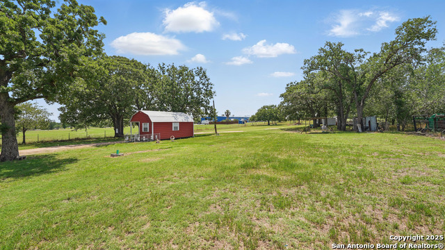 15521 E Highway 90, Kingsbury, Texas image 45