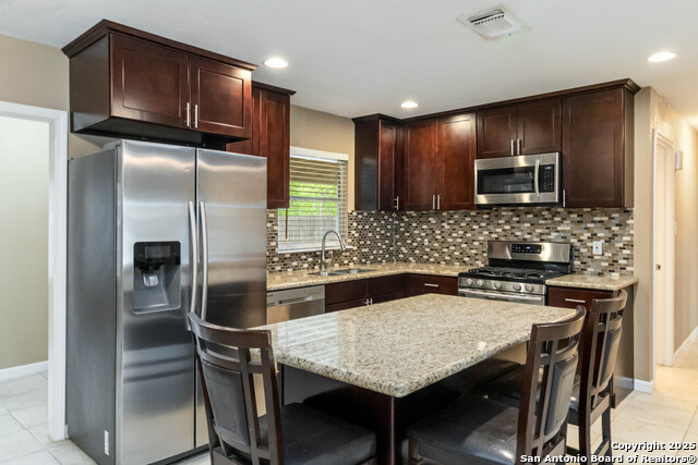 255 Dresden, San Antonio, Texas image 7