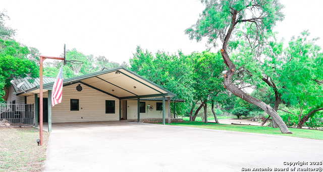 39 Oak, Brackettville, Texas image 2