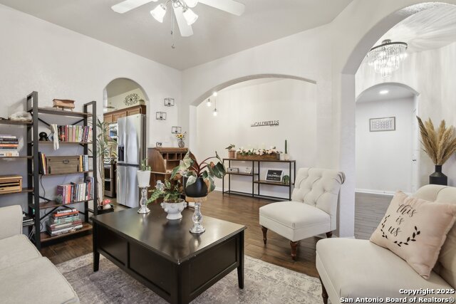 7938 Sterling Manor, Converse, Texas image 9