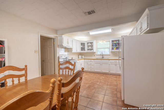 1510 N Llano, Junction, Texas image 6