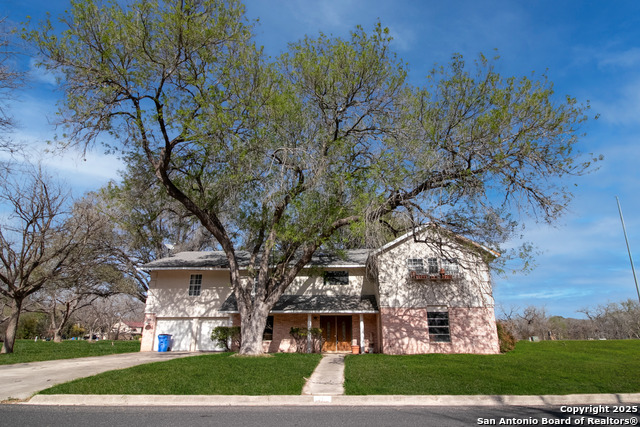 7 Glen Cove Dr, Seguin, Texas image 2