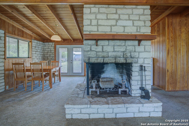 725 Canyon Circle, Canyon Lake, Texas image 9