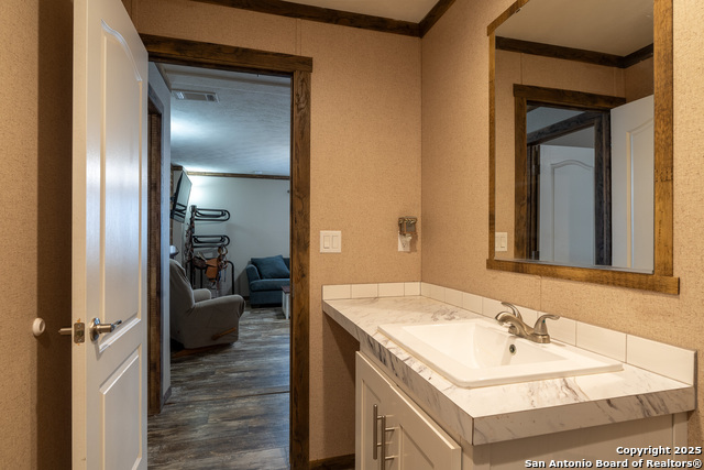 1978 Cr 332, Charlotte, Texas image 31