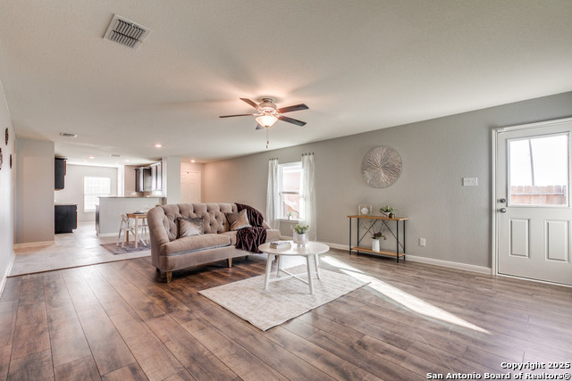 11715 Claudette St, San Antonio, Texas image 1