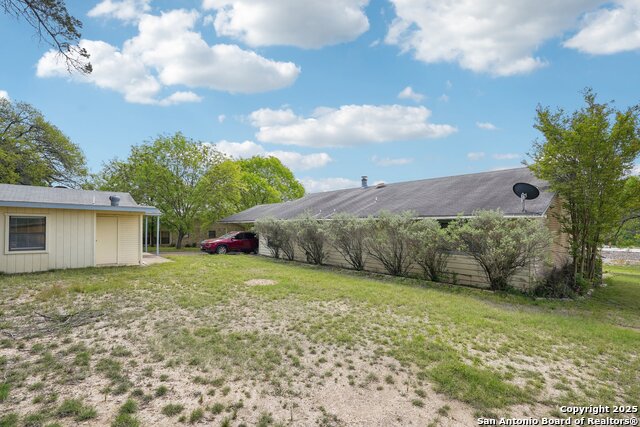 140 Should Bee, Ingram, Texas image 31