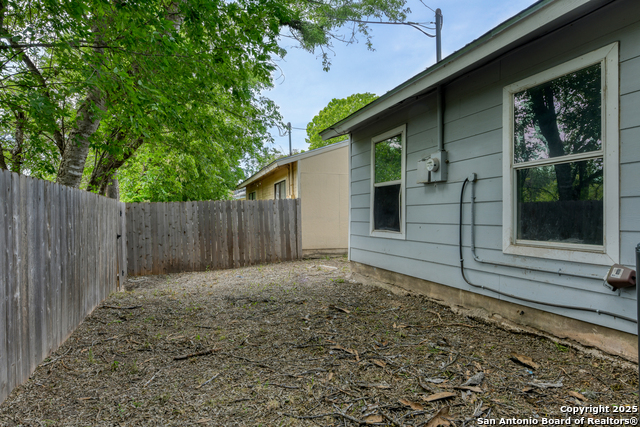 4342 Lehman Dr., Kirby, Texas image 9