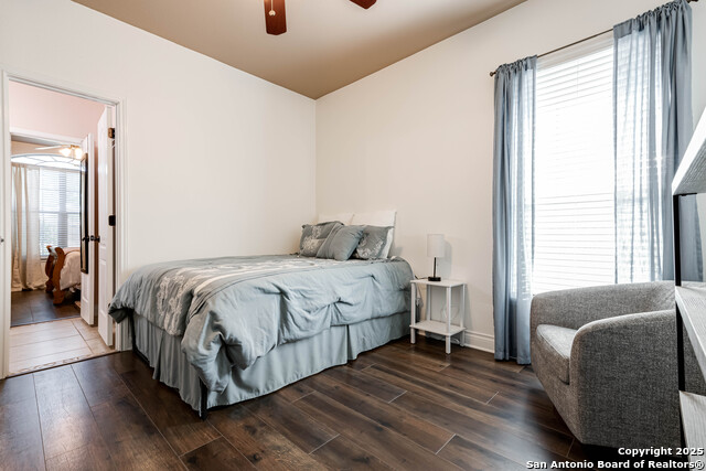 515 County Road 3822, San Antonio, Texas image 29