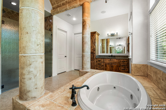 102 Arroyo, Boerne, Texas image 26