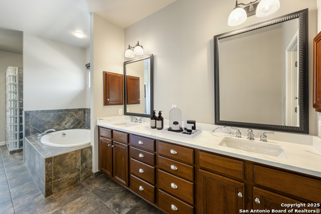 14303 John David, Helotes, Texas image 16