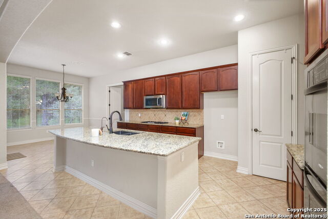 19015 Seminole Pass, Garden Ridge, Texas image 11