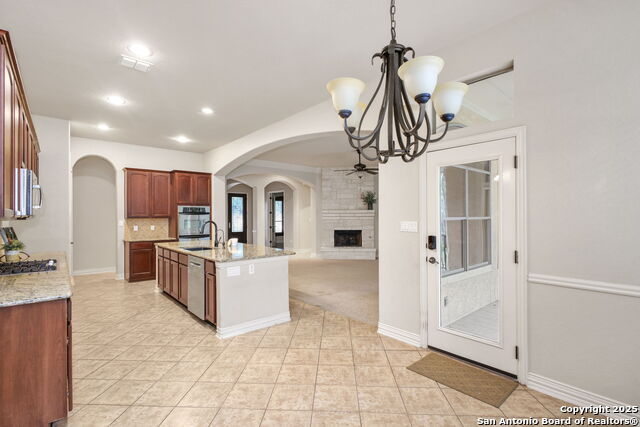 19015 Seminole Pass, Garden Ridge, Texas image 9