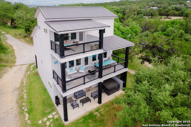 2488 Waterfront Park Dr, Canyon Lake, Texas image 2