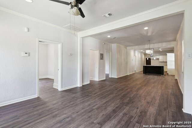 140 E Dullnig, San Antonio, Texas image 12