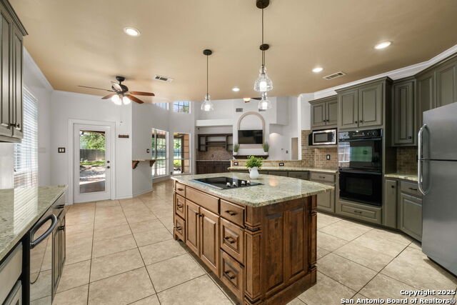 2611 Caravan Circle, San Antonio, Texas image 16
