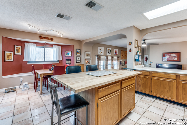 13407 Forum Dr., Universal City, Texas image 9