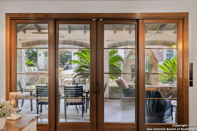 616 Alamo Heights, Alamo Heights, Texas image 12
