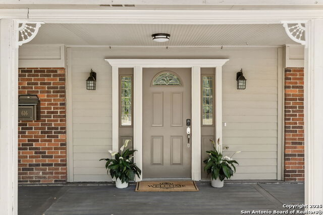 616 Alamo Heights, Alamo Heights, Texas image 4