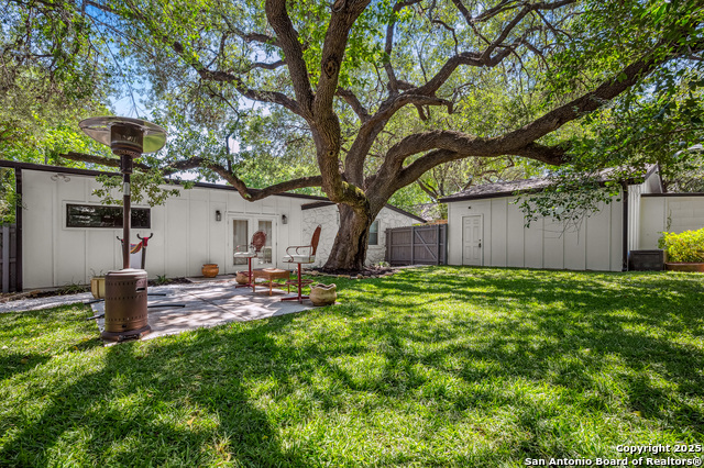 423 College Blvd., Alamo Heights, Texas image 42