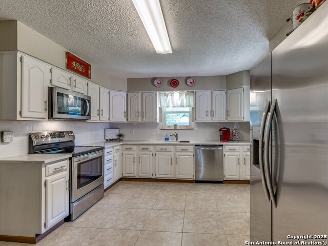 1109 Cardinal, Pleasanton, Texas image 14