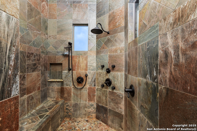 2219 Clubs Dr, Boerne, Texas image 18