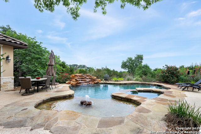 2219 Clubs Dr, Boerne, Texas image 32