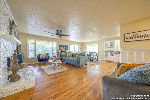 100 Kings, Cottonwood Shores, Texas image 12