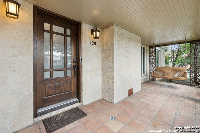 129 Elmview, Alamo Heights, Texas image 4